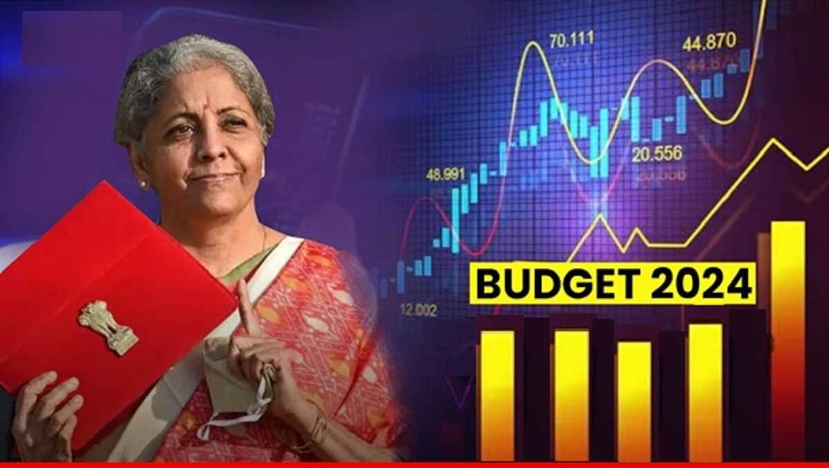 वित्त मंत्री निर्मला सीतारमण वित्त मंत्रालय पहुंची, 11 बजे पेश करेंगी बजट